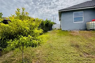 2510 18th St SW, Lehigh Acres, FL 33976 - Photo 4