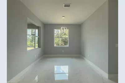 6137 Higgins Ave, Fort Myers, FL 33905 - Photo 8