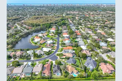 2003 Timberline Dr, Naples, FL 34109 - Photo 8