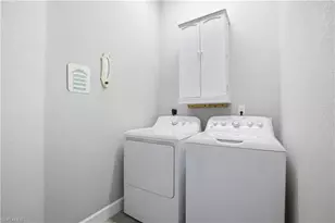 3811 Crestwell Ct, Saint James City, FL 33956 - Photo 8