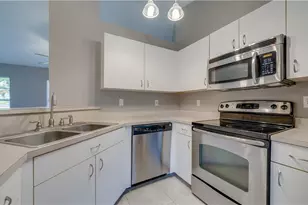 2931 SW 4th Pl, Cape Coral, FL 33914 - Photo 6