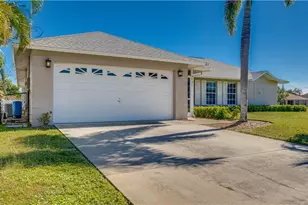 2931 SW 4th Pl, Cape Coral, FL 33914 - Photo 36