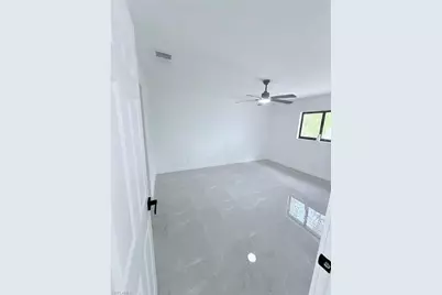 2510 16th St W, Lehigh Acres, FL 33971 - Photo 6