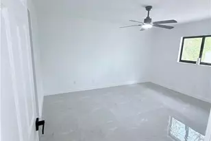 2510 16th St W, Lehigh Acres, FL 33971 - Photo 6