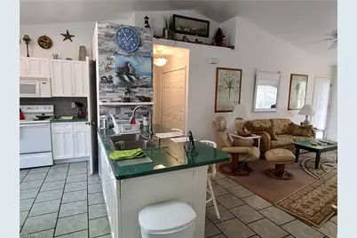 1409 NW 9th Ter, Cape Coral, FL 33993 - Photo 8