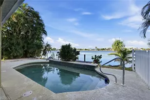 1624 Emerald Cove Dr, Cape Coral, FL 33991 - Photo 34
