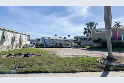 11361 Dogwood Ln, Fort Myers Beach, FL 33931 - Photo 2