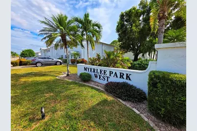 1462 Myerlee Country Club Blvd #2F, Fort Myers, FL 33919 - Photo 32