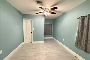 327 Montgomery Ave, Fort Myers, FL 33905 - Photo 12