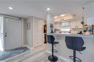 4217 SE 19th Ave, Cape Coral, FL 33904 - Photo 4