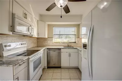 628 SE 12th Ct #37, Cape Coral, FL 33990 - Photo 8