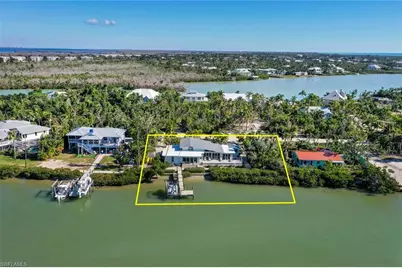 2667 Coconut Dr, Sanibel, FL 33957 - Photo 1