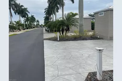 5202 Marsh Mallow Trl, Fort Myers, FL 33905 - Photo 4