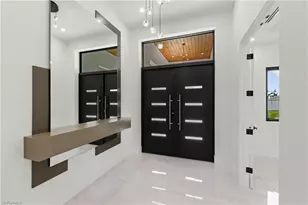 1118 Del Prado Blvd N, Cape Coral, FL 33909 - Photo 6