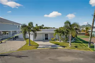 467 Madison Ct, Fort Myers Beach, FL 33931 - Photo 36