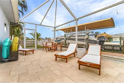 467 Madison Ct, Fort Myers Beach, FL 33931 - Photo 26