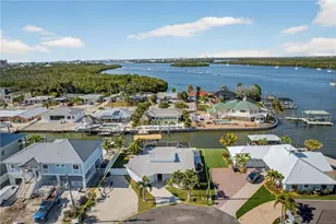 467 Madison Ct, Fort Myers Beach, FL 33931 - Photo 18