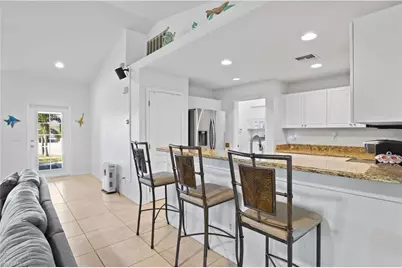 4301 NE 9th Pl, Cape Coral, FL 33909 - Photo 12