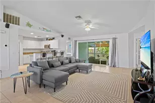 4301 NE 9th Pl, Cape Coral, FL 33909 - Photo 8