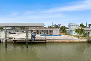 250 Donora Blvd, Fort Myers Beach, FL 33931 - Photo 6