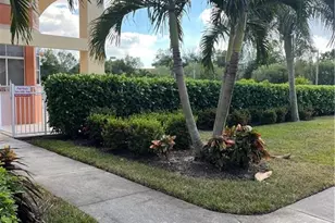 6401 Aragon Way, Fort Myers, FL 33966 - Photo 20