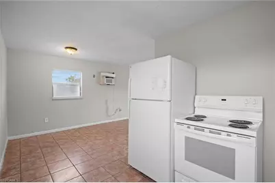 1604 Oak Dr, Fort Myers, FL 33907 - Photo 10
