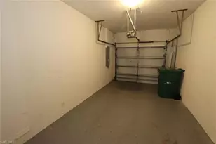 1172 Oxford Ln, Naples, FL 34105 - Photo 24