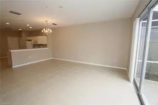 1172 Oxford Ln, Naples, FL 34105 - Photo 6