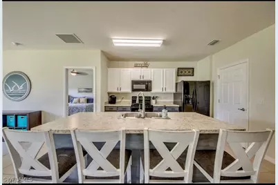 233 SE 3rd St, Cape Coral, FL 33990 - Photo 4