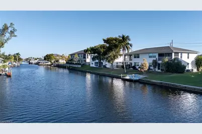 425 SW 47th Ter #5-8, Cape Coral, FL 33914 - Photo 2