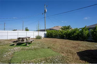 1909 NE 1st Pl, Cape Coral, FL 33909 - Photo 22