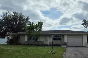 1507 Medford Pl, Lehigh Acres, FL 33936 - Photo 2