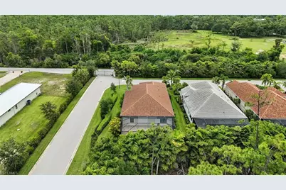 8368 Preserve Point Dr, Fort Myers, FL 33912 - Photo 32