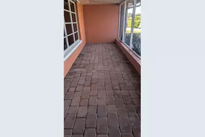 1426 SE 19th Ln, Cape Coral, FL 33990 - Photo 2