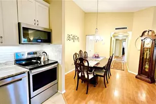 8101 S Woods Cir, Fort Myers, FL 33919 - Photo 4