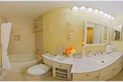 8101 S Woods Cir #6, Fort Myers, FL 33919 - Photo 16