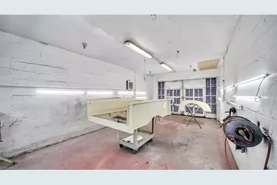 1901 Dana Dr, Fort Myers, FL 33907 - Photo 4