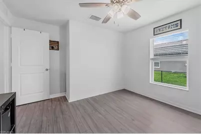 840 Youngreen Dr, Fort Myers, FL 33913 - Photo 14