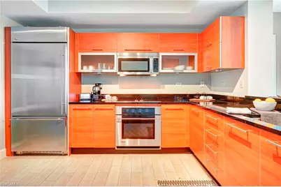 3000 Oasis Grand Blvd #1401, Fort Myers, FL 33916 - Photo 12