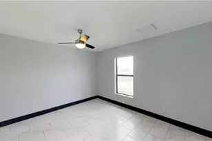 1315 NE 8th Pl, Cape Coral, FL 33909 - Photo 14