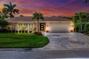 1624 Whiskey Creek Dr, Fort Myers, FL 33919 - Photo 2