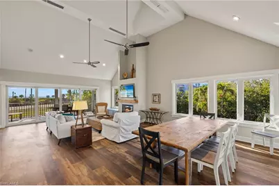 460 E Gulf Dr, Sanibel, FL 33957 - Photo 10