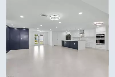 1365 Kingswood Ct, Fort Myers, FL 33919 - Photo 12