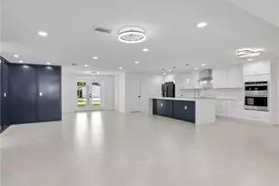 1365 Kingswood Ct, Fort Myers, FL 33919 - Photo 12