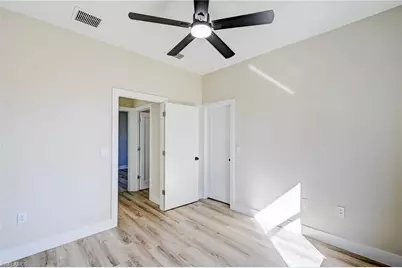 656 Crabtree Ct, Lehigh Acres, FL 33974 - Photo 24