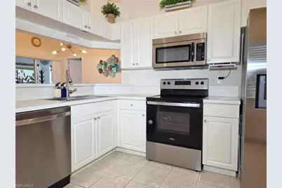 2305 Summersweet Dr, Alva, FL 33920 - Photo 10