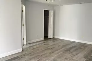 3025 NE 6th Pl, Cape Coral, FL 33909 - Photo 20