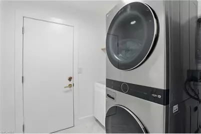 4918 Triton Ct W, Cape Coral, FL 33904 - Photo 38