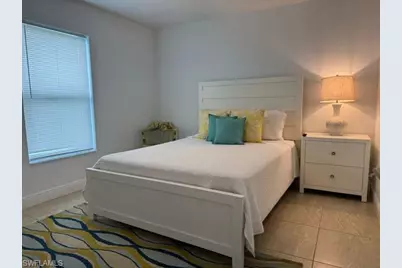 2704 SW 4th Pl, Cape Coral, FL 33914 - Photo 32