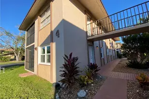 16881 Davis Rd, Fort Myers, FL 33908 - Photo 2